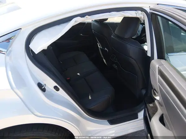 58AD11D11NU009138 2022 LEXUS ES - Image 8