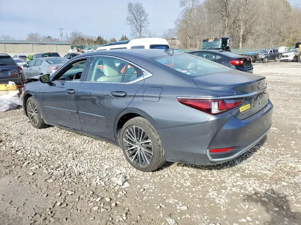 58AD11D11PU012026 2023 LEXUS ES - Image 2