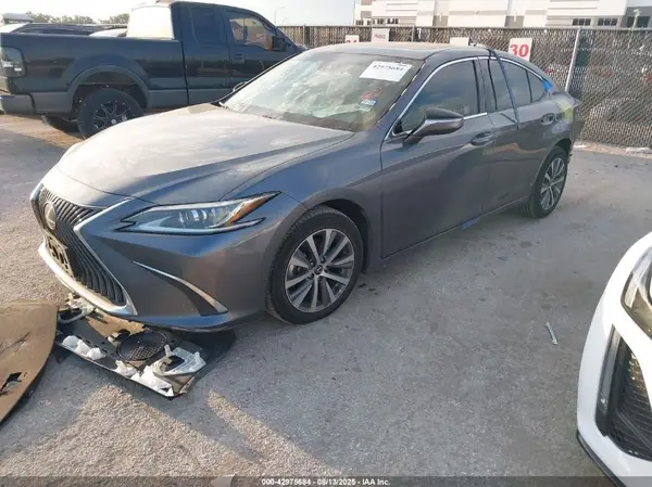 58AD11D12MU001368 2021 LEXUS ES - Image 2