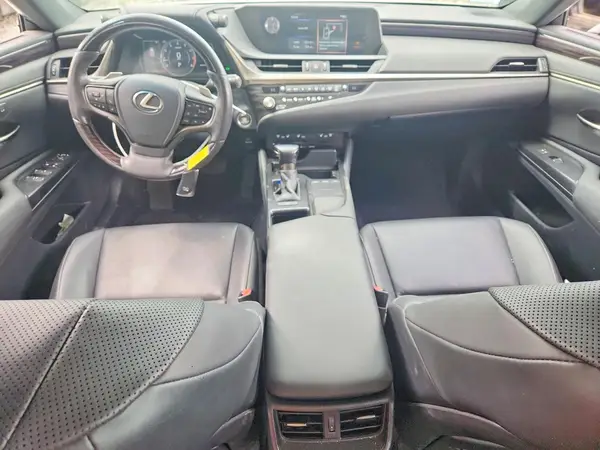 58AD11D12MU002469 2021 LEXUS ES - Image 8