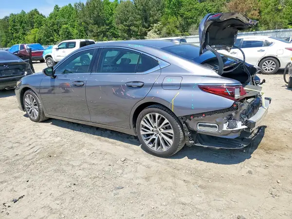 58AD11D12MU002844 2021 LEXUS ES - Image 2