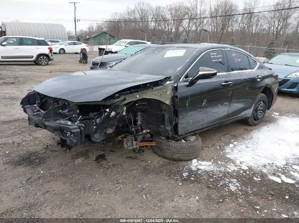 58AD11D12MU006151 2021 LEXUS ES - Image 2