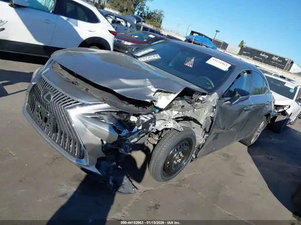 58AD11D12MU006764 2021 LEXUS ES - Image 2