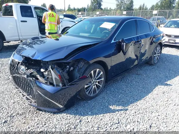 58AD11D12MU008188 2021 LEXUS ES - Image 2