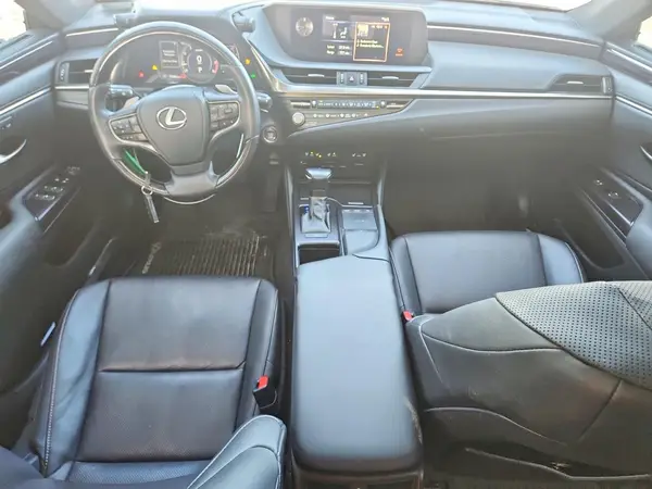 58AD11D13MU001153 2021 LEXUS ES - Image 8