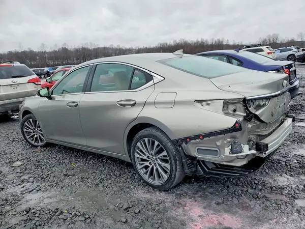 58AD11D13MU003517 2021 LEXUS ES - Image 2