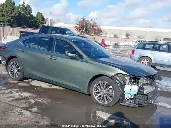 58AD11D13MU004425 2021 LEXUS ES - Image 1