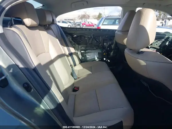 58AD11D13MU004425 2021 LEXUS ES - Image 8