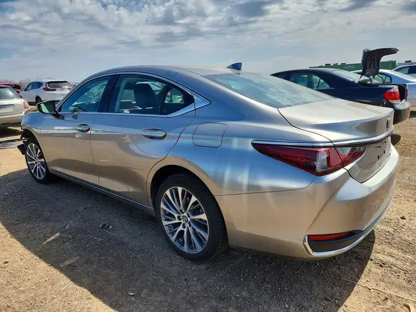 58AD11D13MU007485 2021 LEXUS ES - Image 2
