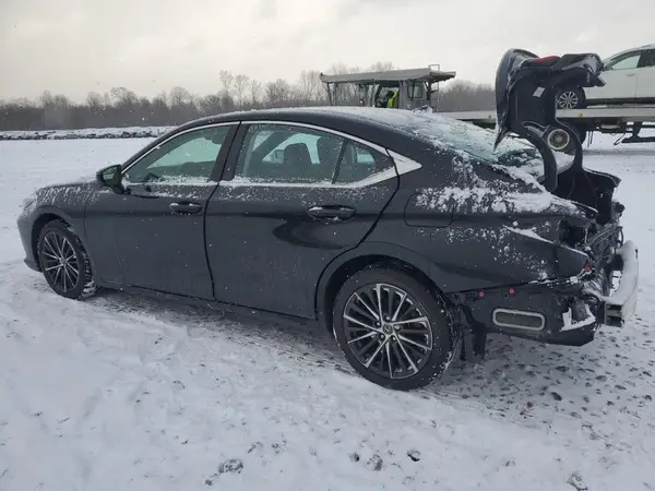 58AD11D13NU009187 2022 LEXUS ES - Image 2