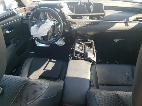 58AD11D14MU005325 2021 LEXUS ES - Image 8