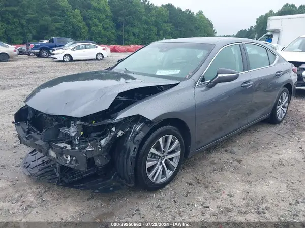 58AD11D15MU002353 2021 LEXUS ES - Image 2