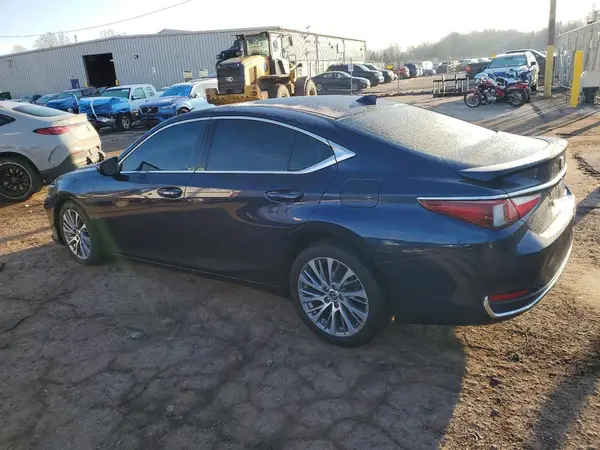 58AD11D15MU006192 2021 LEXUS ES - Image 2