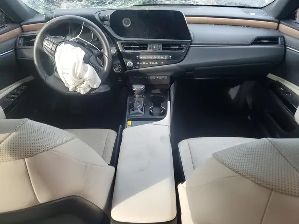 58AD11D15RU013523 2024 LEXUS ES - Image 8
