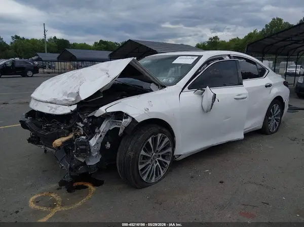 58AD11D16MU004581 2021 LEXUS ES - Image 2