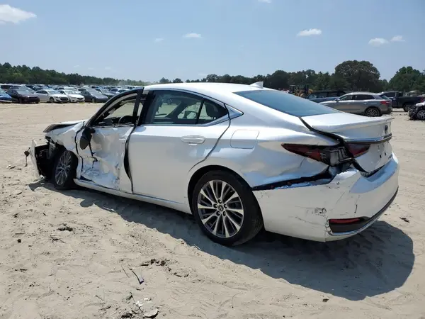 58AD11D16MU007027 2021 LEXUS ES - Image 2