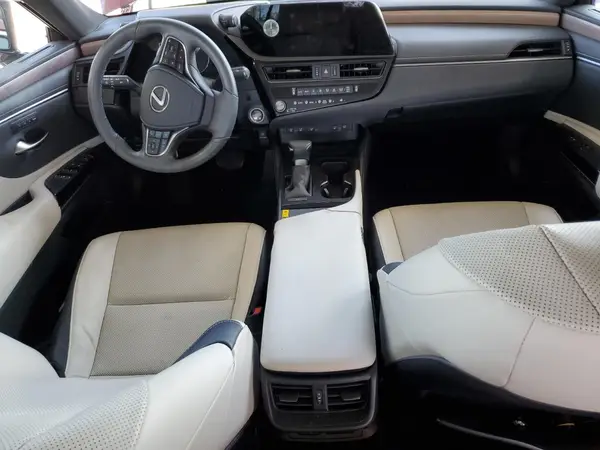 58AD11D16RU012977 2024 LEXUS ES - Image 8