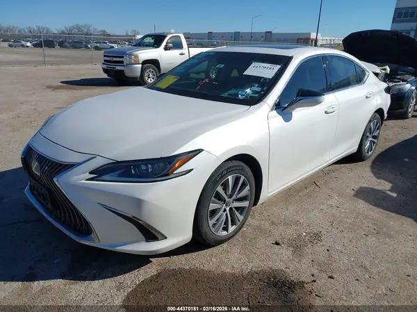58AD11D17MU004217 2021 LEXUS ES - Image 2