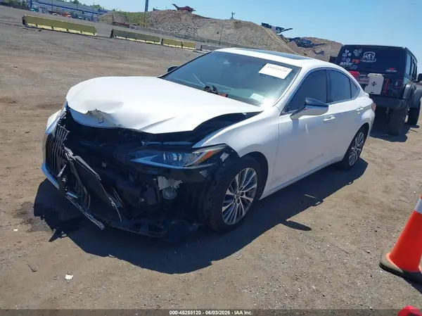 58AD11D17MU006582 2021 LEXUS ES - Image 2