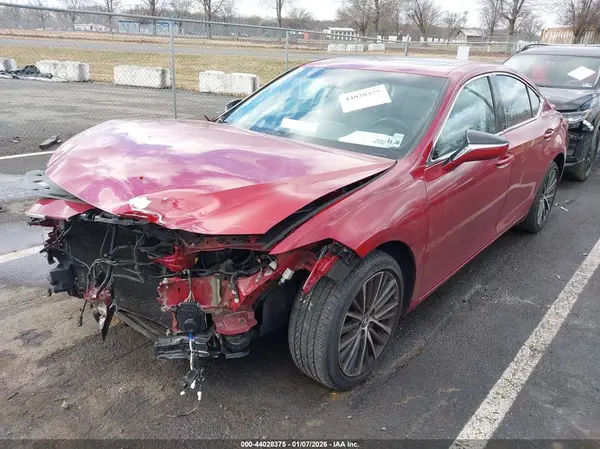 58AD11D17NU008334 2022 LEXUS ES - Image 2