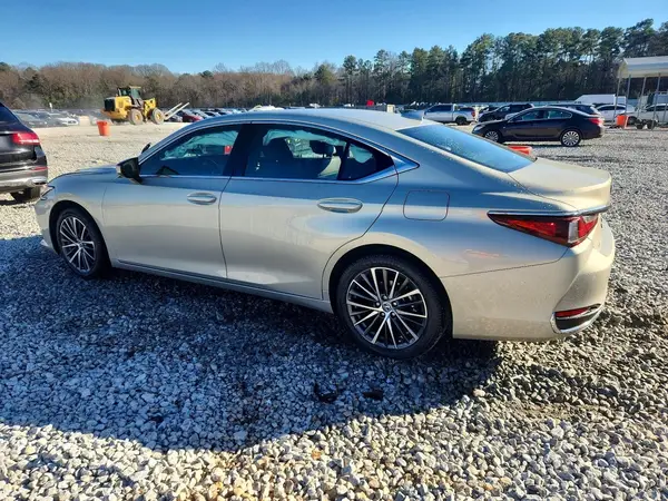 58AD11D17NU010035 2022 LEXUS ES - Image 2