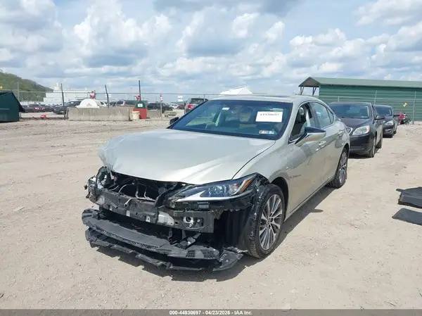58AD11D18MU001620 2021 LEXUS ES - Image 2