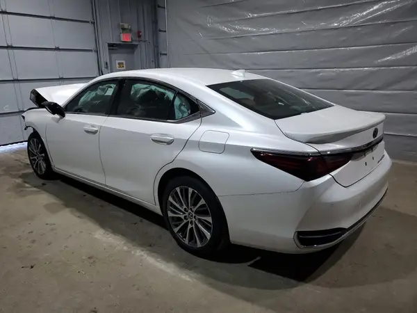 58AD11D18MU001844 2021 LEXUS ES - Image 2