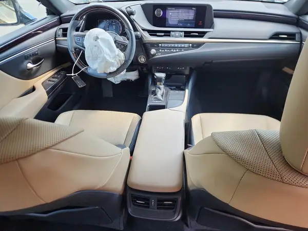 58AD11D18MU005070 2021 LEXUS ES - Image 8