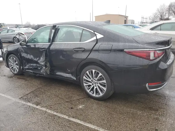 58AD11D1XMU001781 2021 LEXUS ES - Image 2
