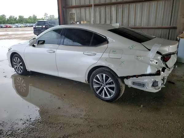 58AD11D1XMU002350 2021 LEXUS ES - Image 2