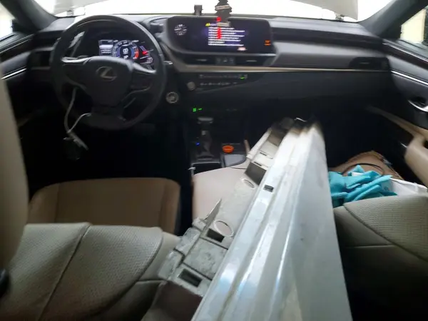 58AD11D1XMU002350 2021 LEXUS ES - Image 8