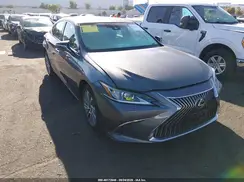58AD11D1XMU003305 2021 LEXUS ES
