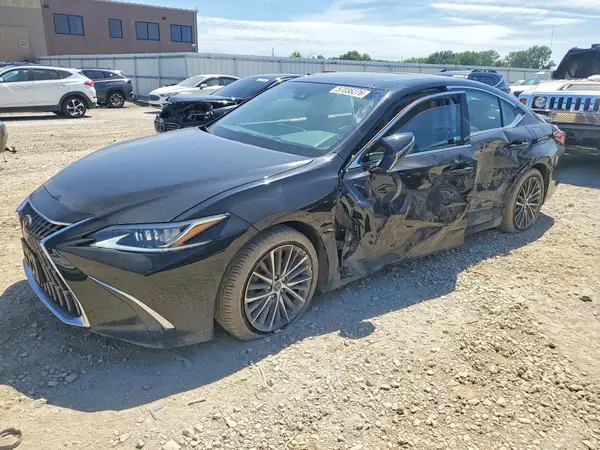 58AD11D1XNU008909 2022 LEXUS ES - Image 1