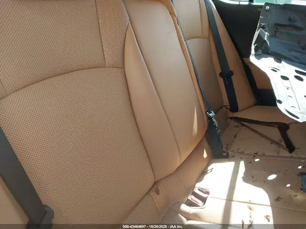 58AD11D1XNU009431 2022 LEXUS ES - Image 8
