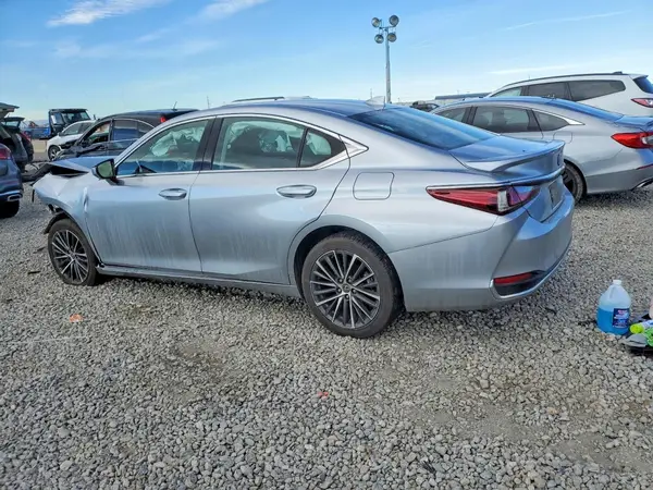 58AD11D1XPU010548 2023 LEXUS ES - Image 2