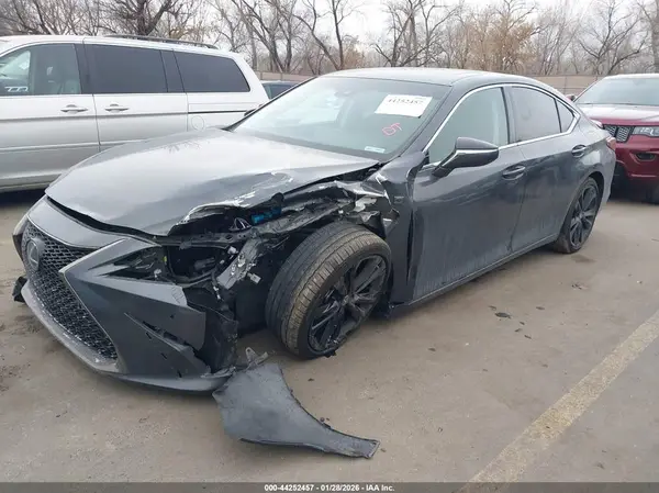 58AD11D1XPU011893 2023 LEXUS ES - Image 2