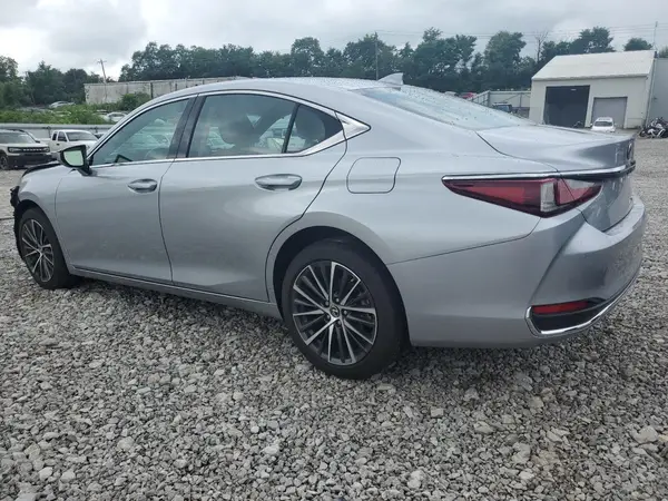 58AD11D1XRU013680 2024 LEXUS ES - Image 2