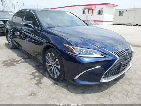 58AD21B10LU007636 2020 LEXUS ES - Image 1