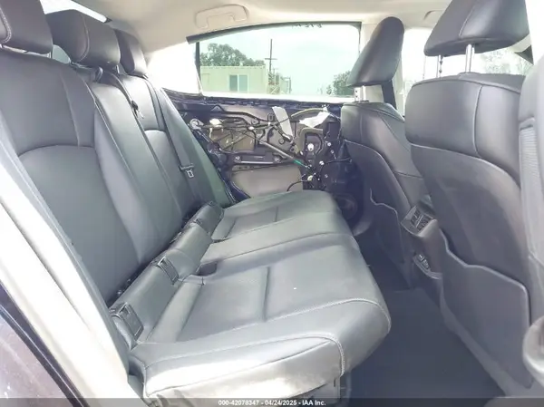 58AD21B10LU007636 2020 LEXUS ES - Image 8