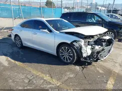 58AD21B10LU010259 2020 LEXUS ES