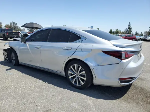 58AD21B11LU004552 2020 LEXUS ES - Image 2