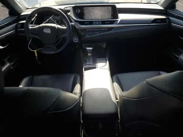 58AD21B11LU006088 2020 LEXUS ES - Image 8