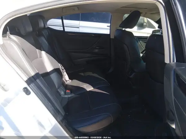 58AD21B12LU006830 2020 LEXUS ES - Image 8