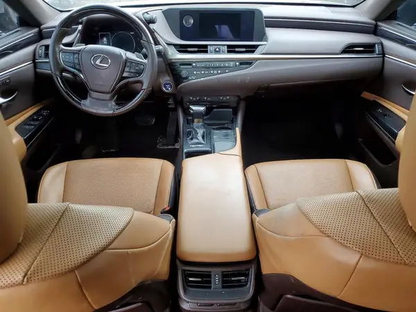 58AD21B12LU012143 2020 LEXUS ES - Image 8