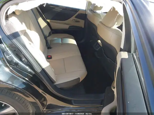 58AD21B13LU004889 2020 LEXUS ES - Image 8