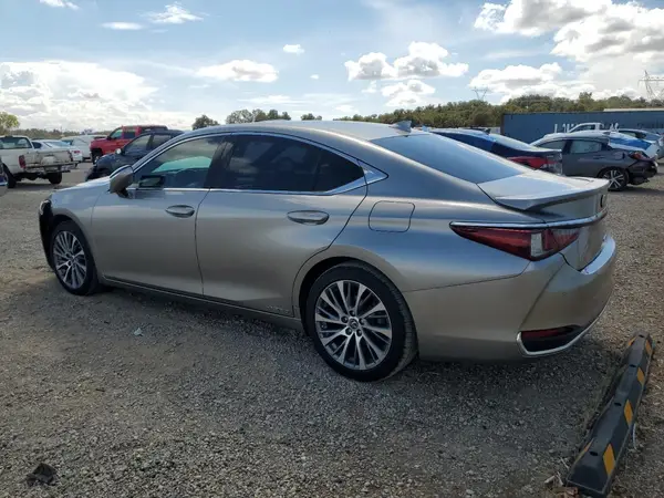 58AD21B13LU008960 2020 LEXUS ES - Image 2