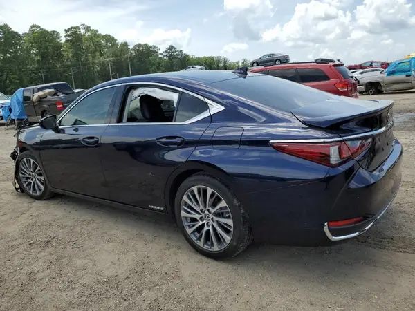 58AD21B13LU010160 2020 LEXUS ES - Image 2