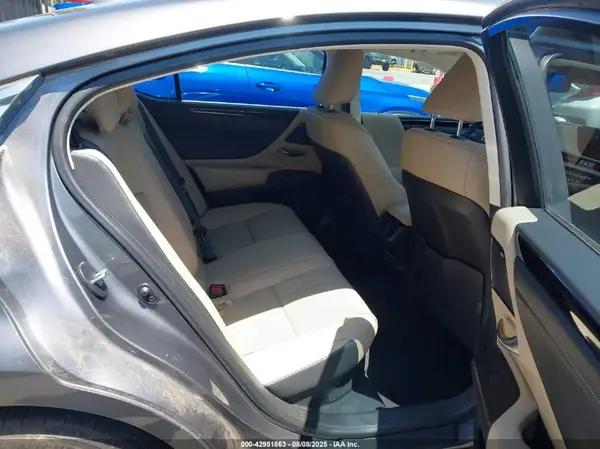 58AD21B14LU004965 2020 LEXUS ES - Image 8