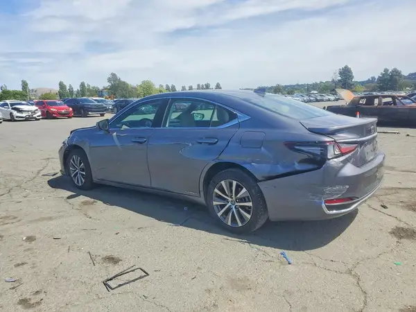 58AD21B14LU008692 2020 LEXUS ES - Image 2