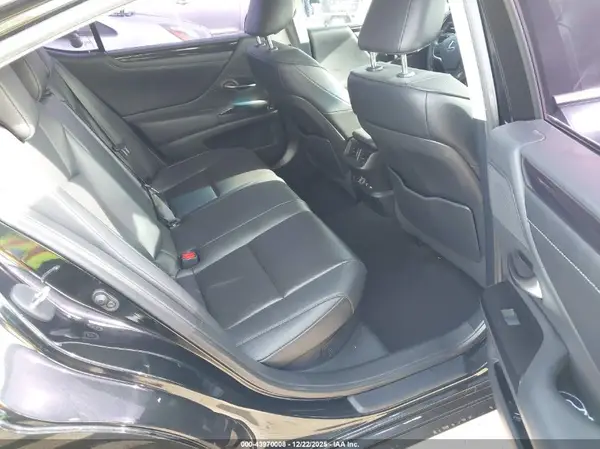58AD21B15LU008460 2020 LEXUS ES - Image 8